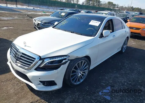 2017 Mercedes-Benz S 550 z USA, uszkodzony, nr VIN WDDUG8CB6HA313302